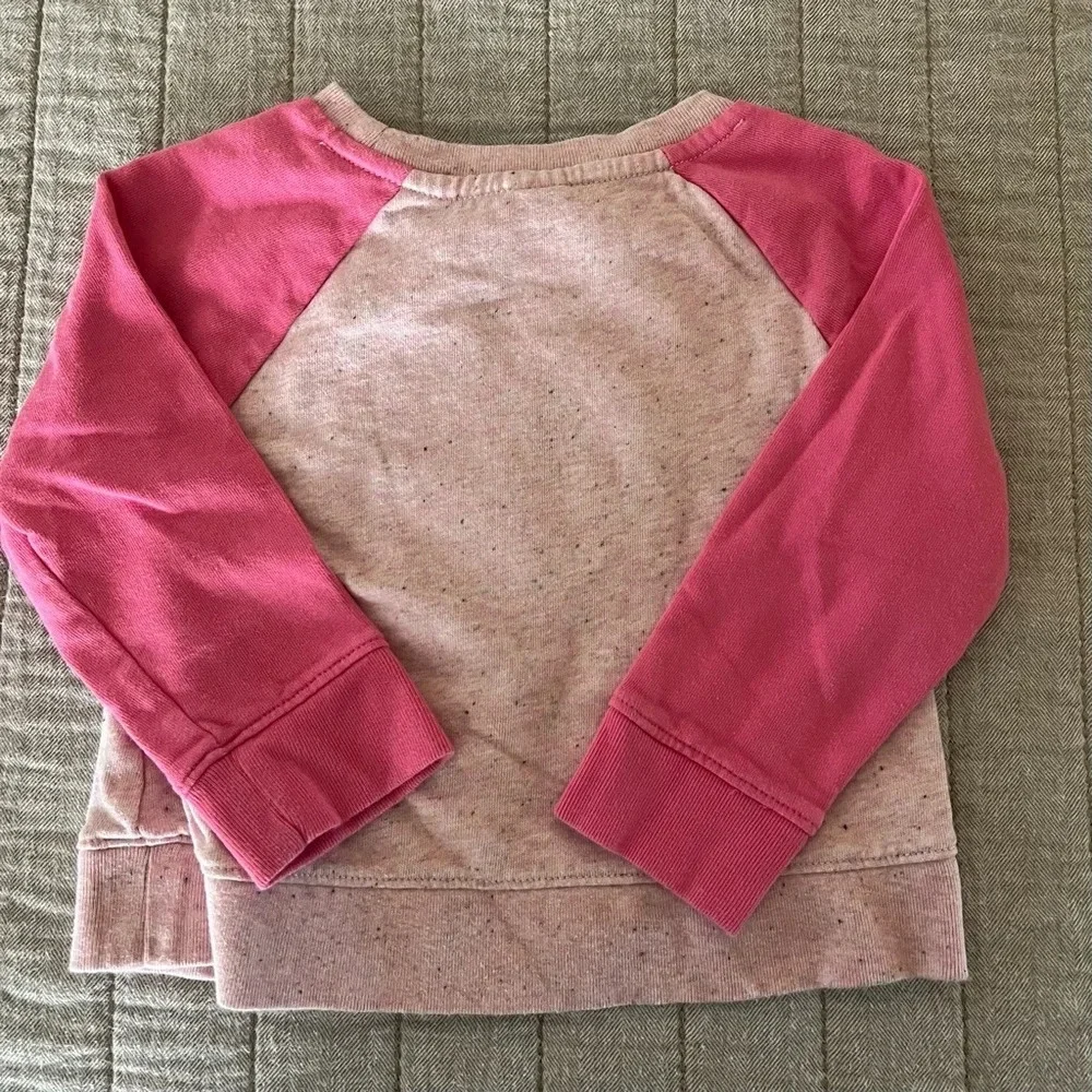 Gap Kids Girls Heart Sweatshirt, Size 2T